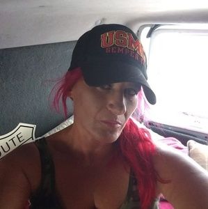 Meet your Posher, April